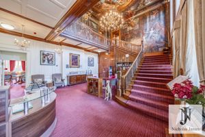 Photo 33- click for photo gallery